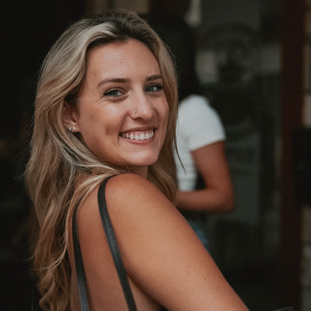 Meet your Posher, Rebecca